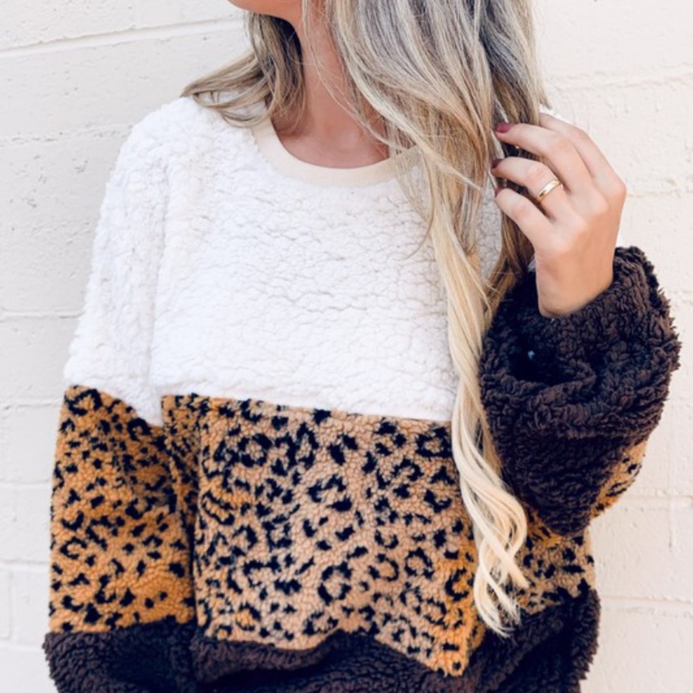 Amoli Leopard Color Block Sherpa Sweatshirt